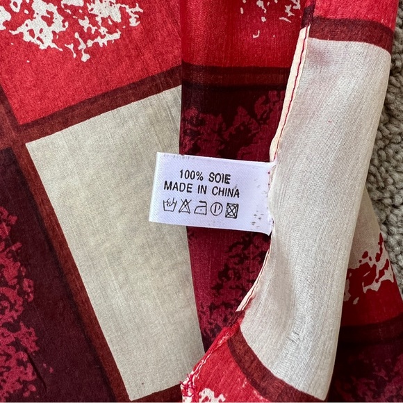 Vintage Silk Red Block Design Scarf - Picture 3 of 5